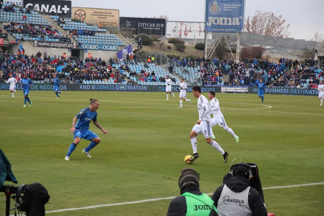 Czy Ronaldo dobrze zrobił opuszczając Europę?
