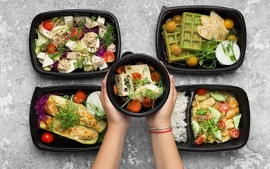Na co zwrócić uwagę przy pierwszym zamówieniu cateringu dietetycznego w Białymstoku, by menu pasowało do Twojego rytmu dnia?