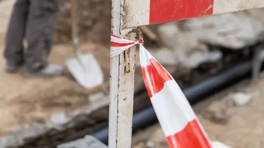 Zawężenie jezdni na 11 Listopada. Utrudnienia przy kampusie UwB