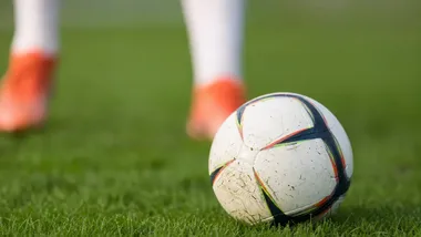Siedem goli na mecz i wynik 24:0. Pogoń Łapy podejmie Jagiellonię III
