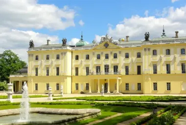 W bibliotece świętowano Dzień Kobiet – rękodzieło, śpiew i słodka integracja