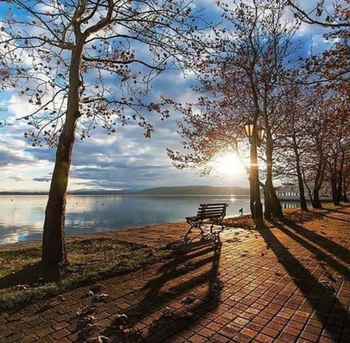 Grafika promocyjna wydarzenia Ustawienia Systemowe — warsztat w Białymstoku, 22 lutego 2026