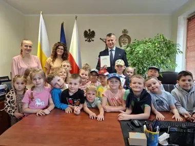 Przedszkolaki w gabinecie burmistrza. Pytań nie brakowało
