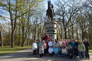 Od Komorowa po Zuzelę. Słuchacze UTW w Łapach w podróży przez historię