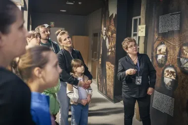 Noc Muzeów w Centrum Zamenhofa przyciągnęła tłum. Jedna wystawa jeszcze trwa
