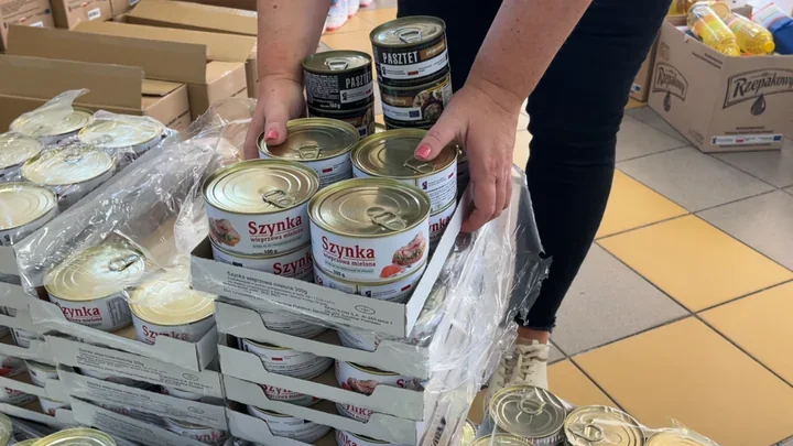 Gdzie i kiedy rozdają żywność – harmonogram i wskazówki dla odbiorców