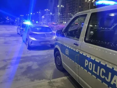 Zgłodniała i wsiadła za kierownicę. 22-latka usłyszy zarzuty