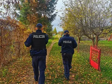 Puste altanki przyciągają złodziei. Policja radzi, jak zabezpieczyć działkę