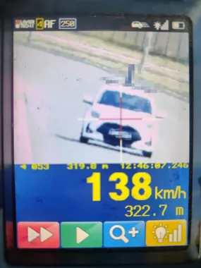 68 km/h za szybko na Dywizjonu 303. 24-latek stracił prawo jazdy na trzy miesiące