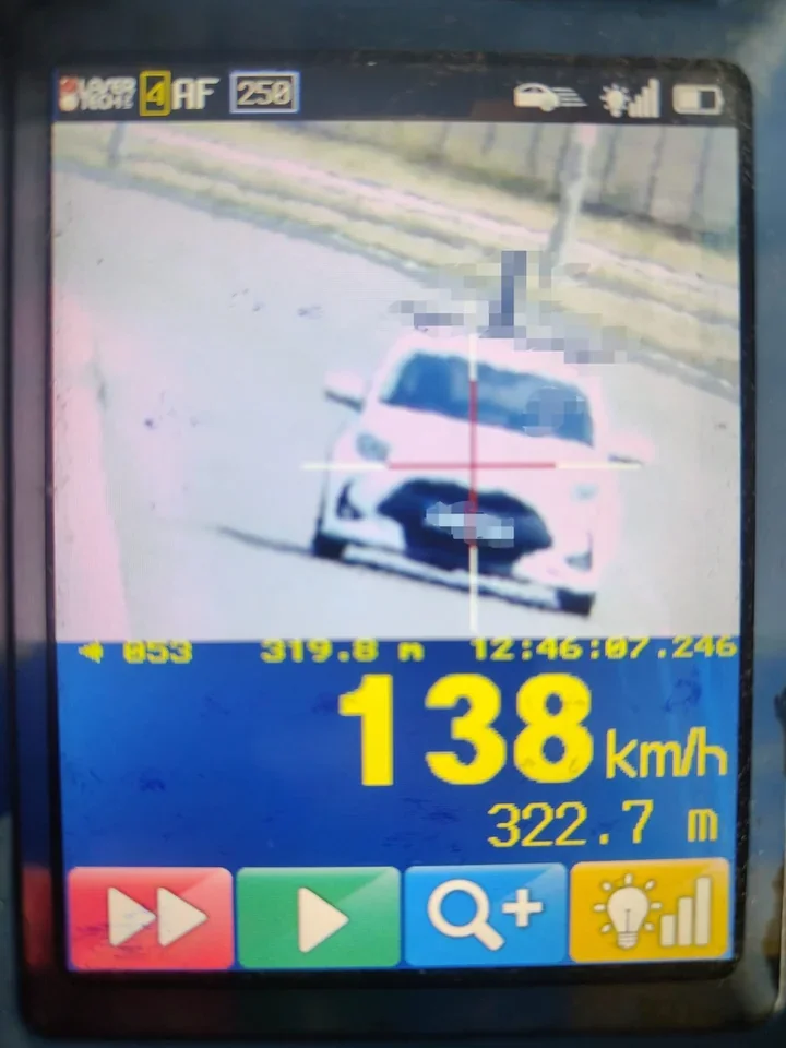 68 km/h za szybko na Dywizjonu 303. 24-latek stracił prawo jazdy na trzy miesiące