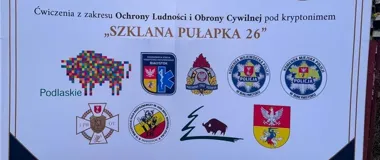 Dron uderzył w urząd, na dachu był nieprzytomny mężczyzna. To były ćwiczenia