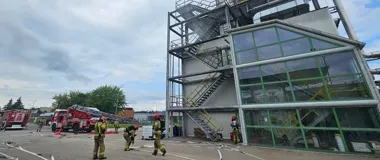 Wybuch w Polmosie Białystok. 17 strażaków sprawdziło procedury
