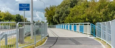 Nowa kładka nad Kanałem Augustowskim łączy dwie ulice i poprawia bezpieczeństwo